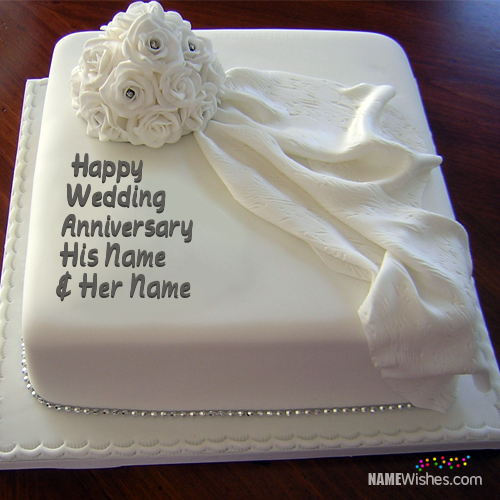Charming And Romantic Wedding Anniversary Cake With Name